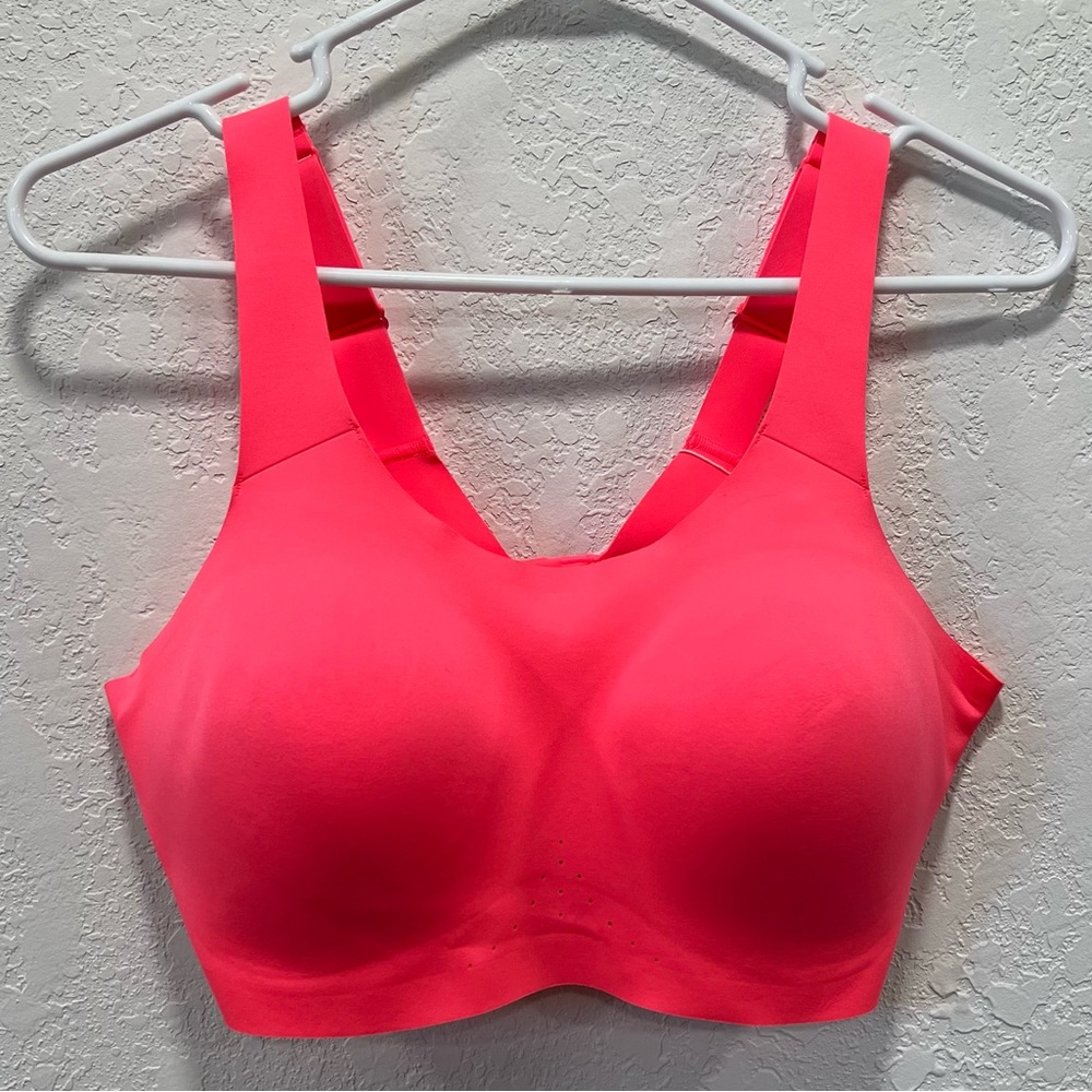 Brooks Dare Scoopback Run Bra Fluorescent Pink 38DD/E NWT